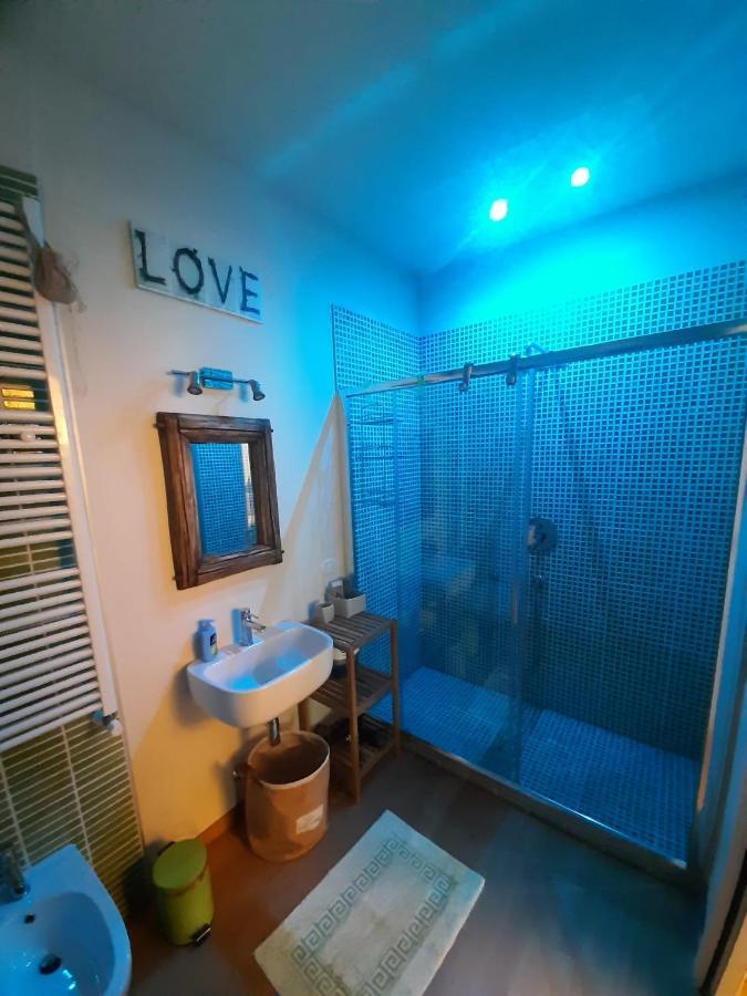 Nuova Casa Al Lago Con Piscina Desenzano del Garda Luaran gambar