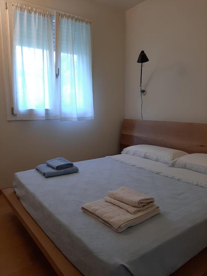 Nuova Casa Al Lago Con Piscina Desenzano del Garda Luaran gambar